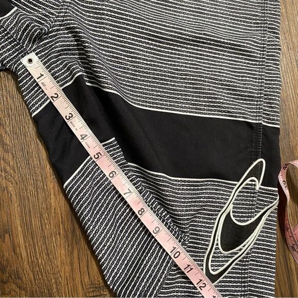 O’Neill Board Shorts Stripes Mens 31 - Picture 8 of 12